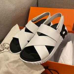NEW Hermes Electric White and Black Leather H Sandals
